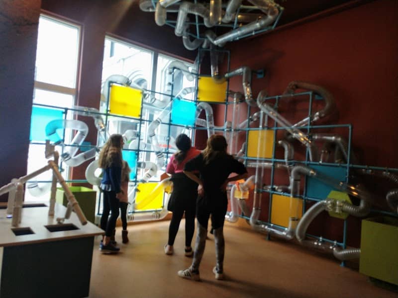 OH WOW! The Roger & Gloria Jones Children's Center for Science & Technology - Image 2