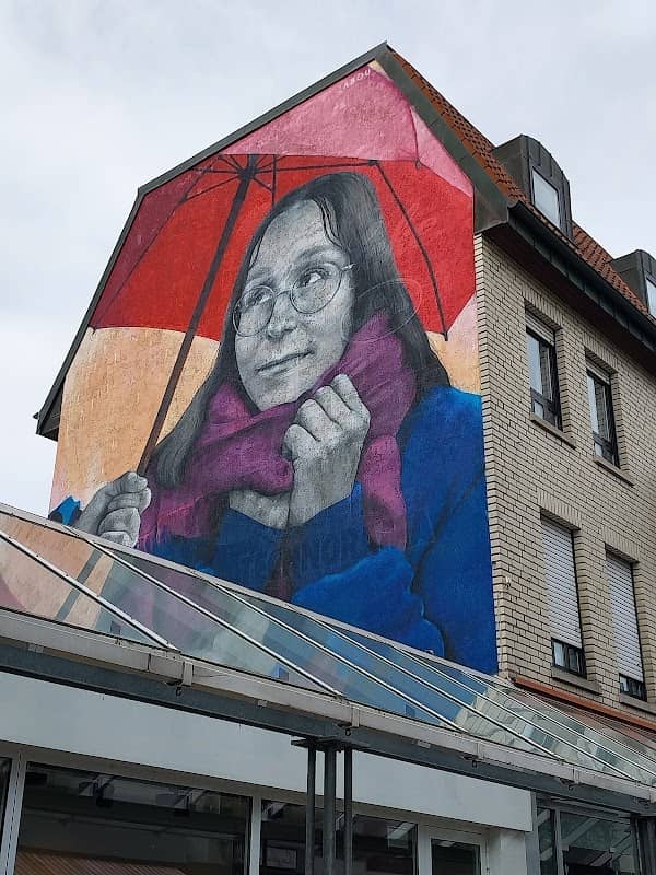 Wandgemälde Dame mit rotem Schirm - Image 1