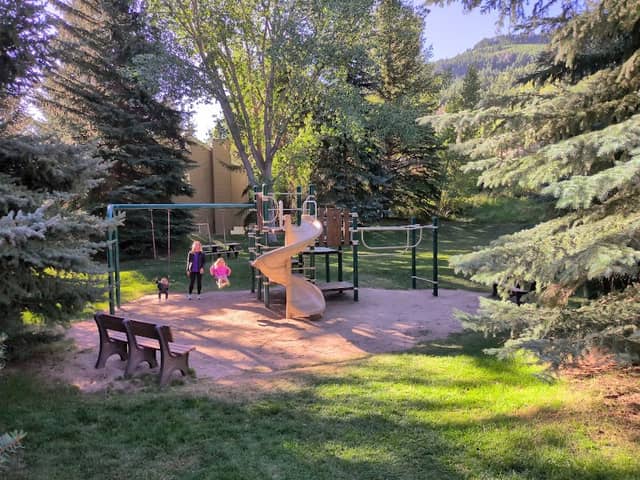 Ptarmigan Park - Image 1