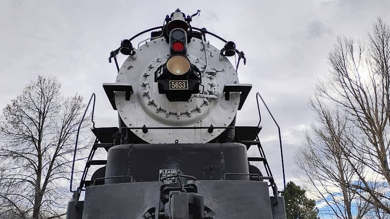 CB&Q Locomotive 5633 - Image 1