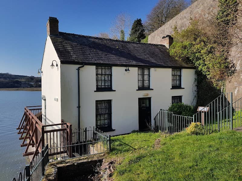 Dylan Thomas Boathouse - Image 3