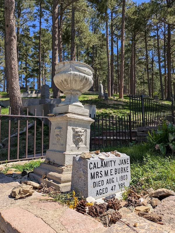 Mount Moriah Cemetery - Image 2