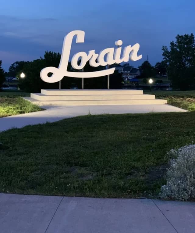 Lorain Script Sign - Image 1