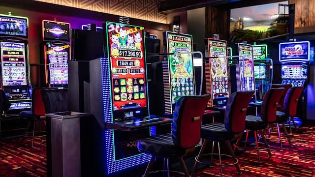 The Mint Gaming Hall Bowling Green - Image 1