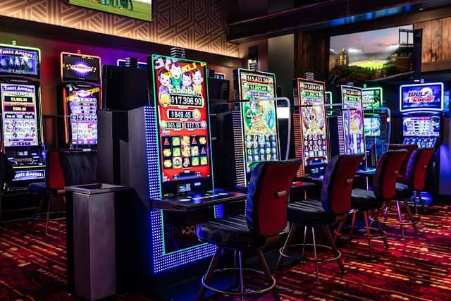 The Mint Gaming Hall Bowling Green - Image 2