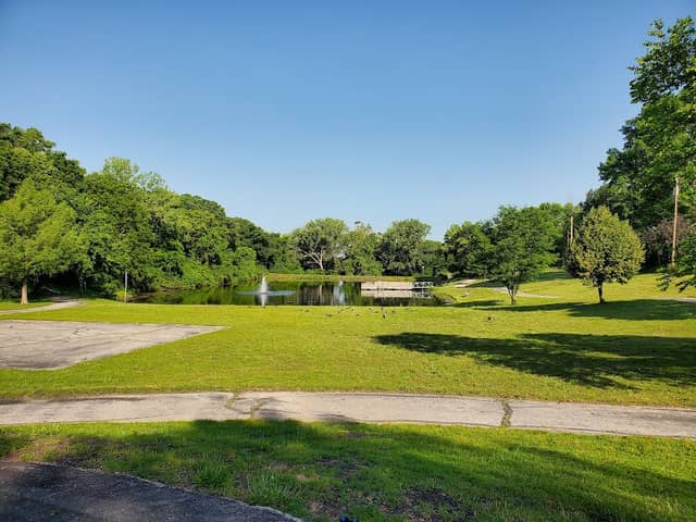 Hamilton Heights Park - Image 1