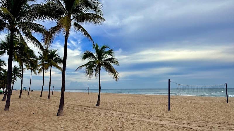 Fortlauderdale beach - Image 2