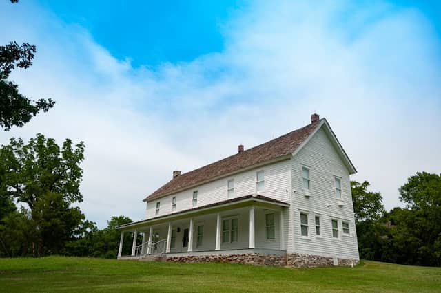 Saline Courthouse Museum - Image 1