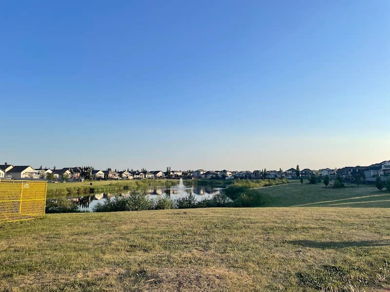 The Lakes Park - Image 1