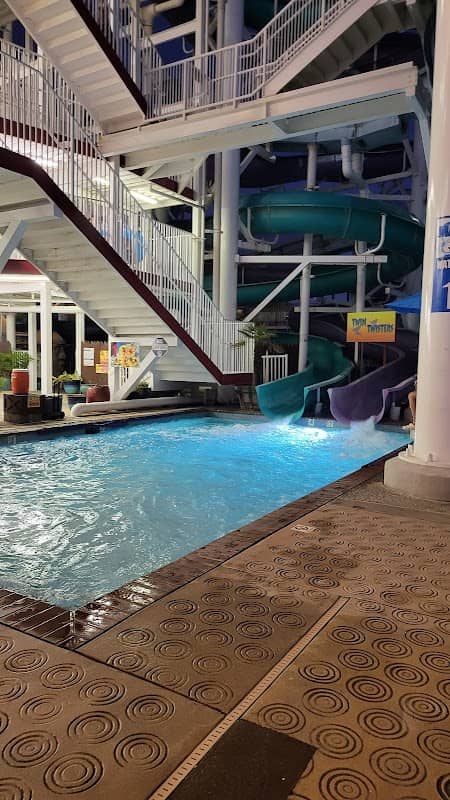 Twin Twister water slide - Image 2