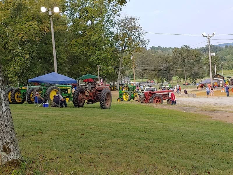 Eagleville Antique Tractor Show - Image 2