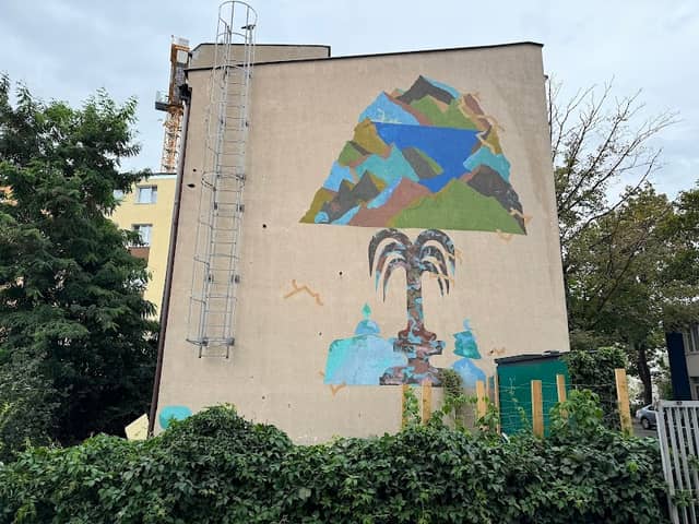 Mural z fontanną - Image 2