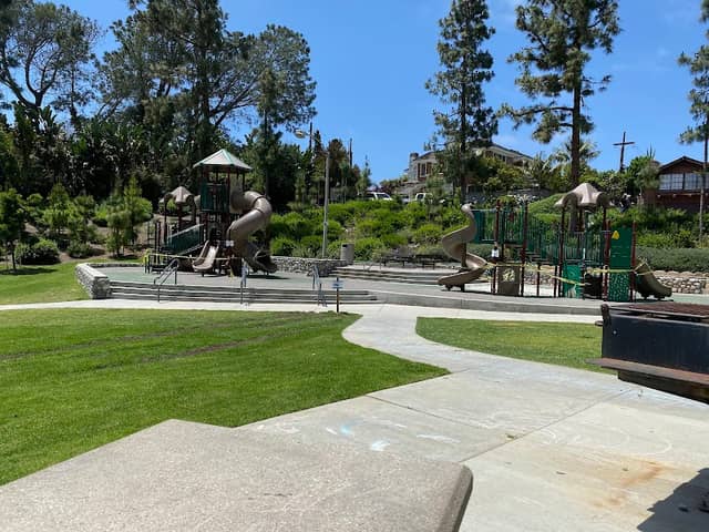 Pines Park - Image 5