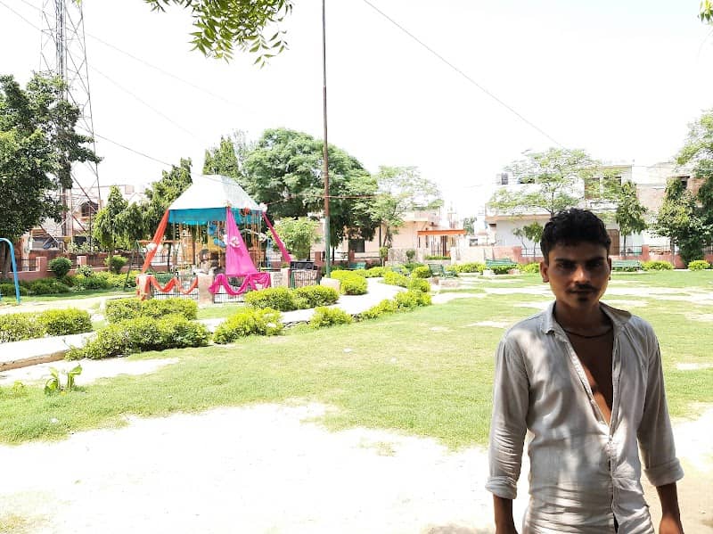 Shiv Park/saheed Bhagat singh park - Image 1