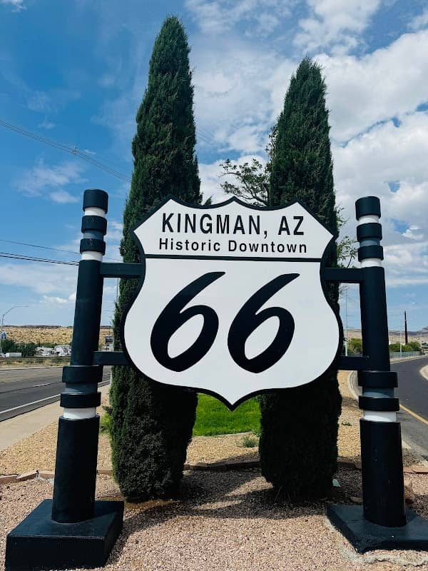 Historic Route 66 Downtown Sign - Image 1