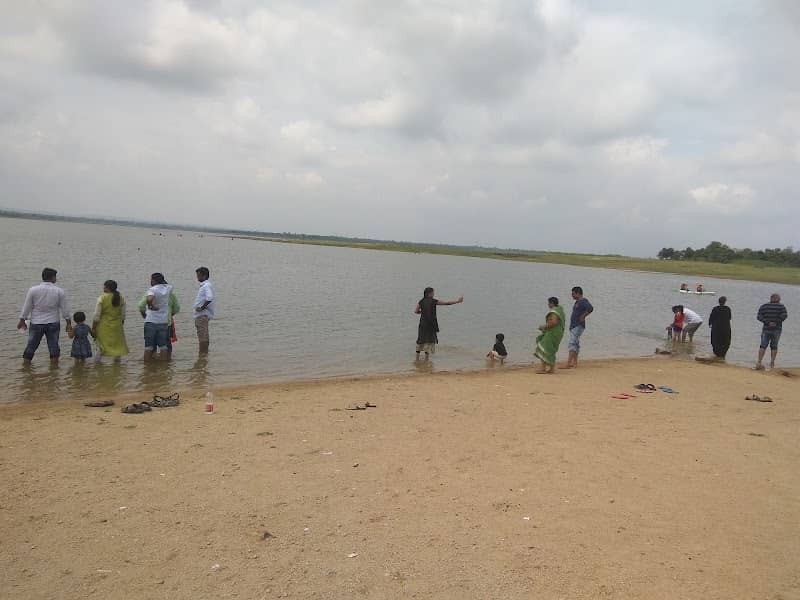 Sarpanpally Lake - Image 1