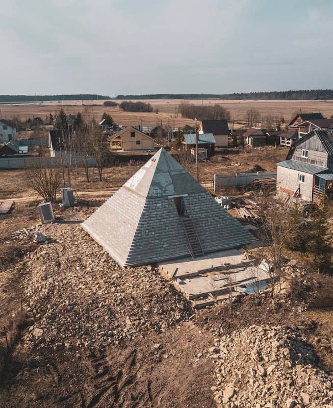 Andrey and Viktoria’s Pyramid - Image 1