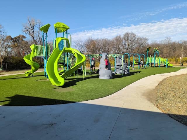 Red Hawk Park - Image 2