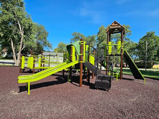Moose Park - Image 1