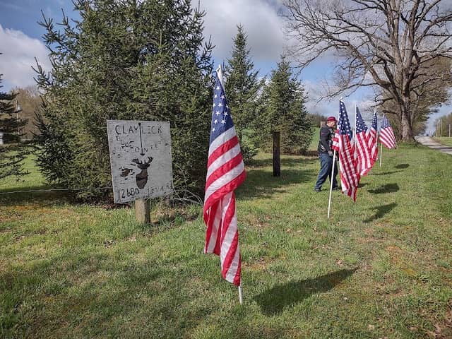 Claylick Bowhunters Club - Image 1
