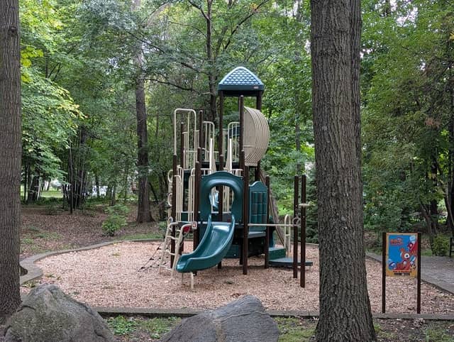 Woodlands Park - Image 1