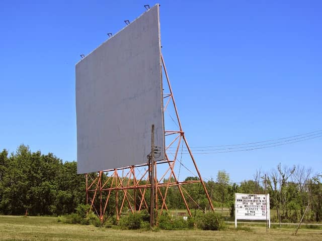 Loomis Delevan Drive In - Image 1