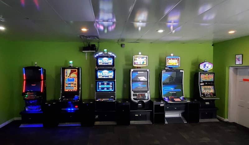 Fly High Game Room - Image 2