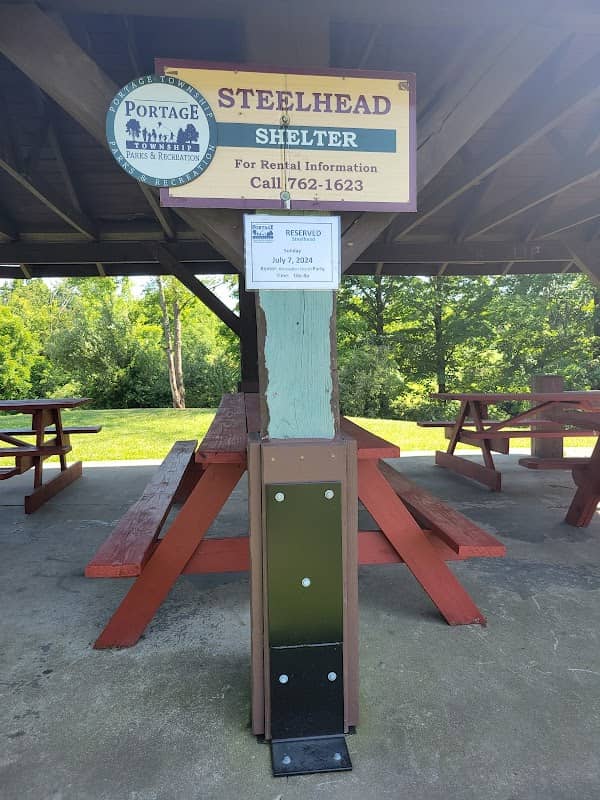 Brookview Park - Image 2