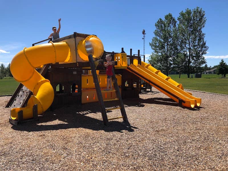 Tapley Park - Image 1