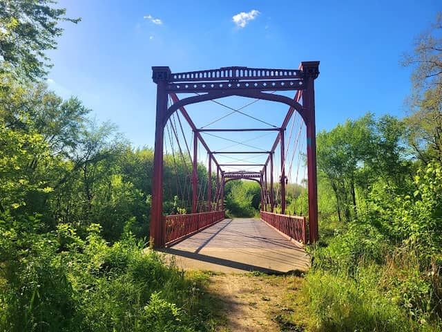 Zoarville Station Bridge - Image 2