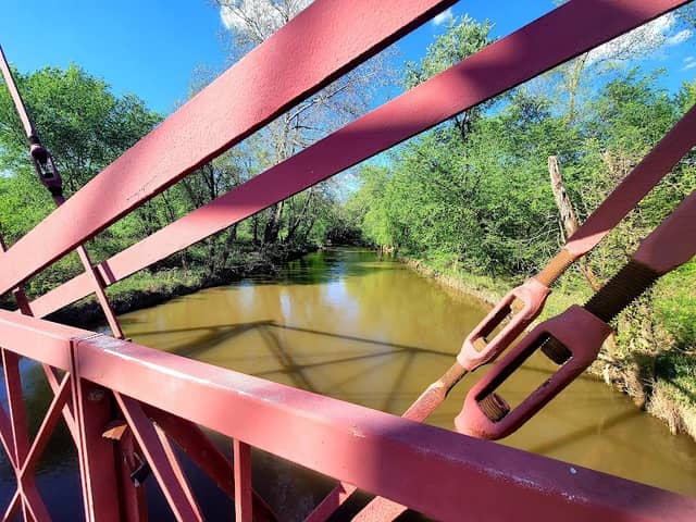 Zoarville Station Bridge - Image 1