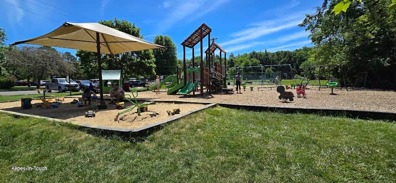 Franklin Park - Image 1