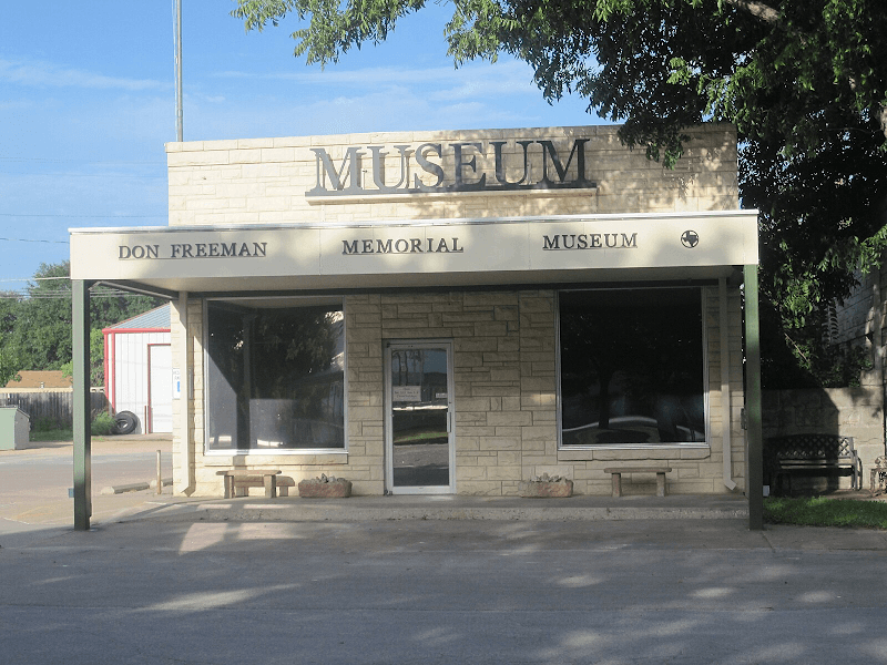 DON FREEMAN MEMORIAL MUSEUM - Image 1