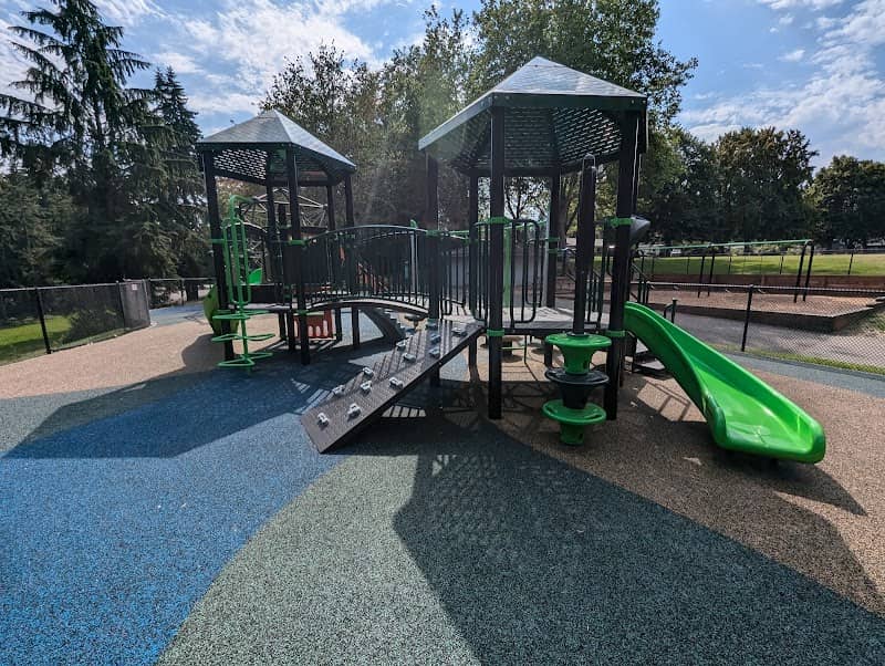 Seaview Park - Image 1