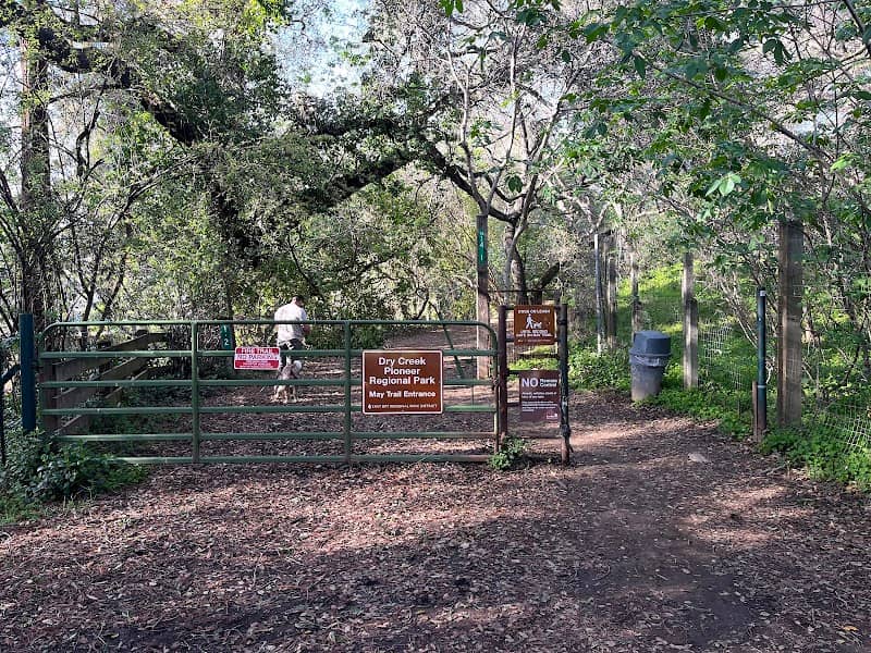 Dry Creek Staging Area - Image 1