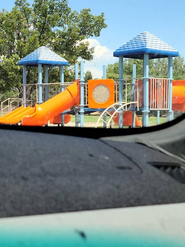 Highland View Park - Image 2