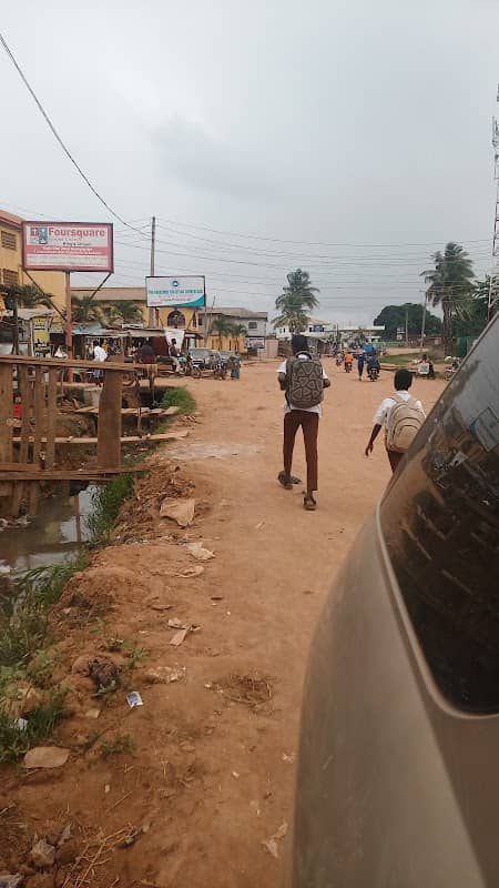 Olori Bus Stop - Image 1