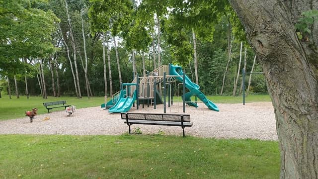 Ken Windl Park - Image 1