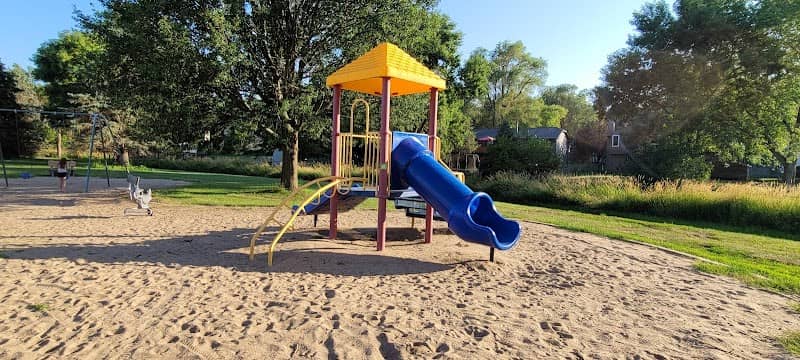 Monarch Park - Image 2