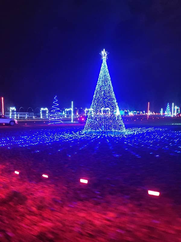 WonderLight's Christmas in Ohio - Image 2