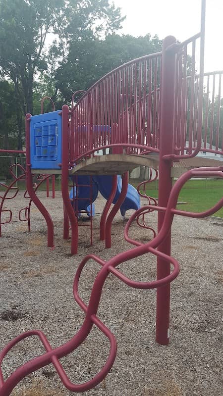 Ravine Park - Image 2