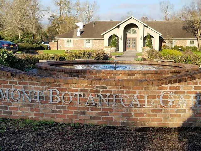 Beaumont Botanical Gardens - Image 1