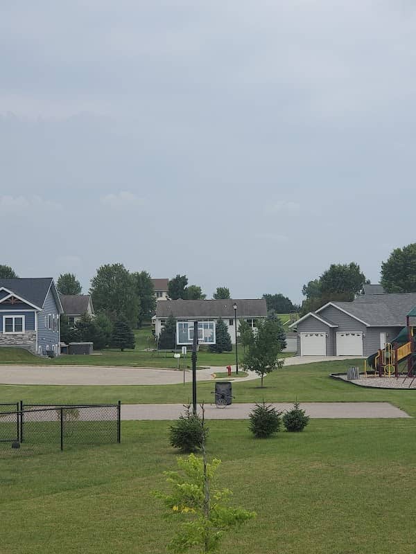 Eastridge Park - Image 1