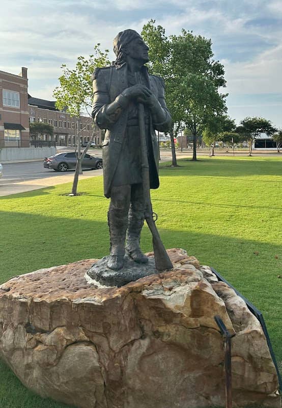Chief Piomingo Statue - Image 1
