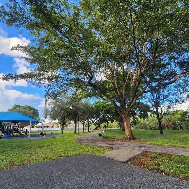 Bicentennial Park - Image 1