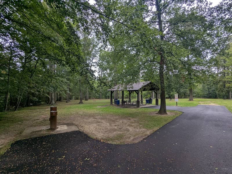 Lower Fern Hill Picnic Area - Image 3