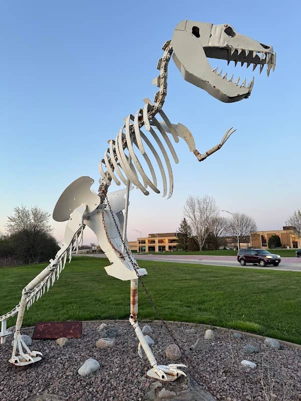 Tyrannosaurus Wrecks - Image 2