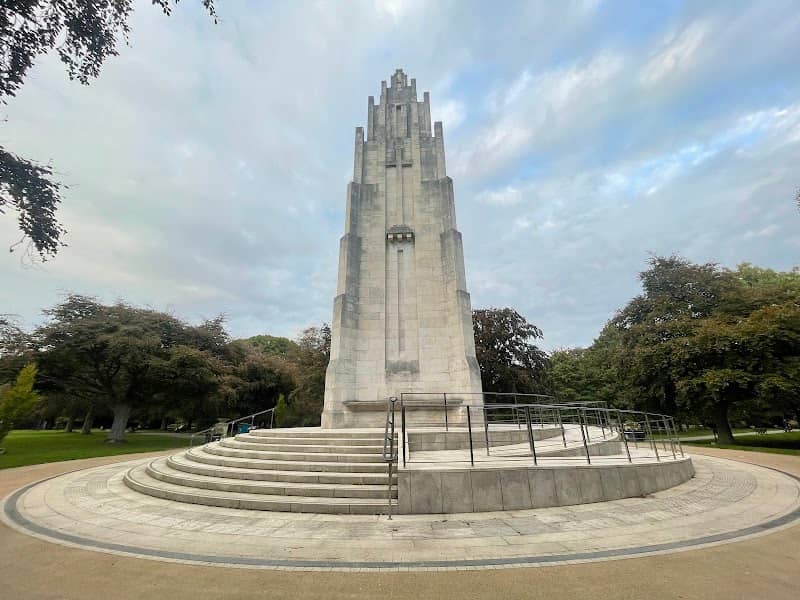 War Memorial Park - Image 1