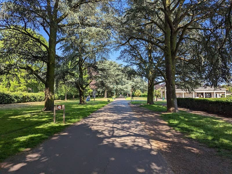War Memorial Park - Image 2