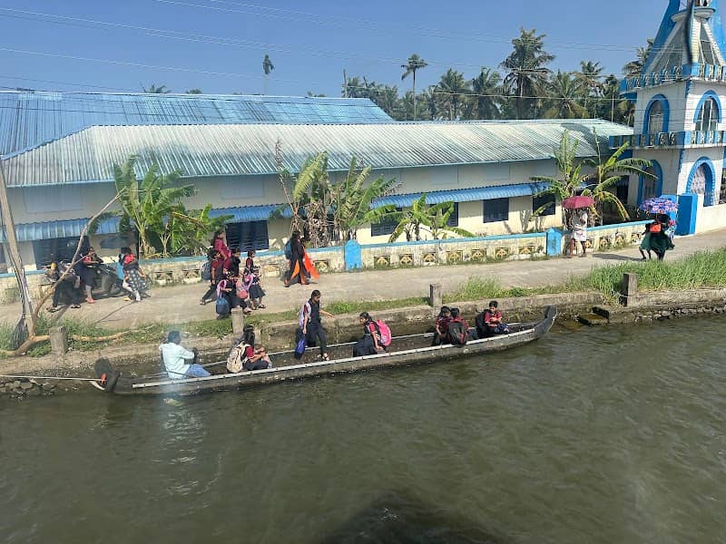 Govenda Boat Jetty - Image 2